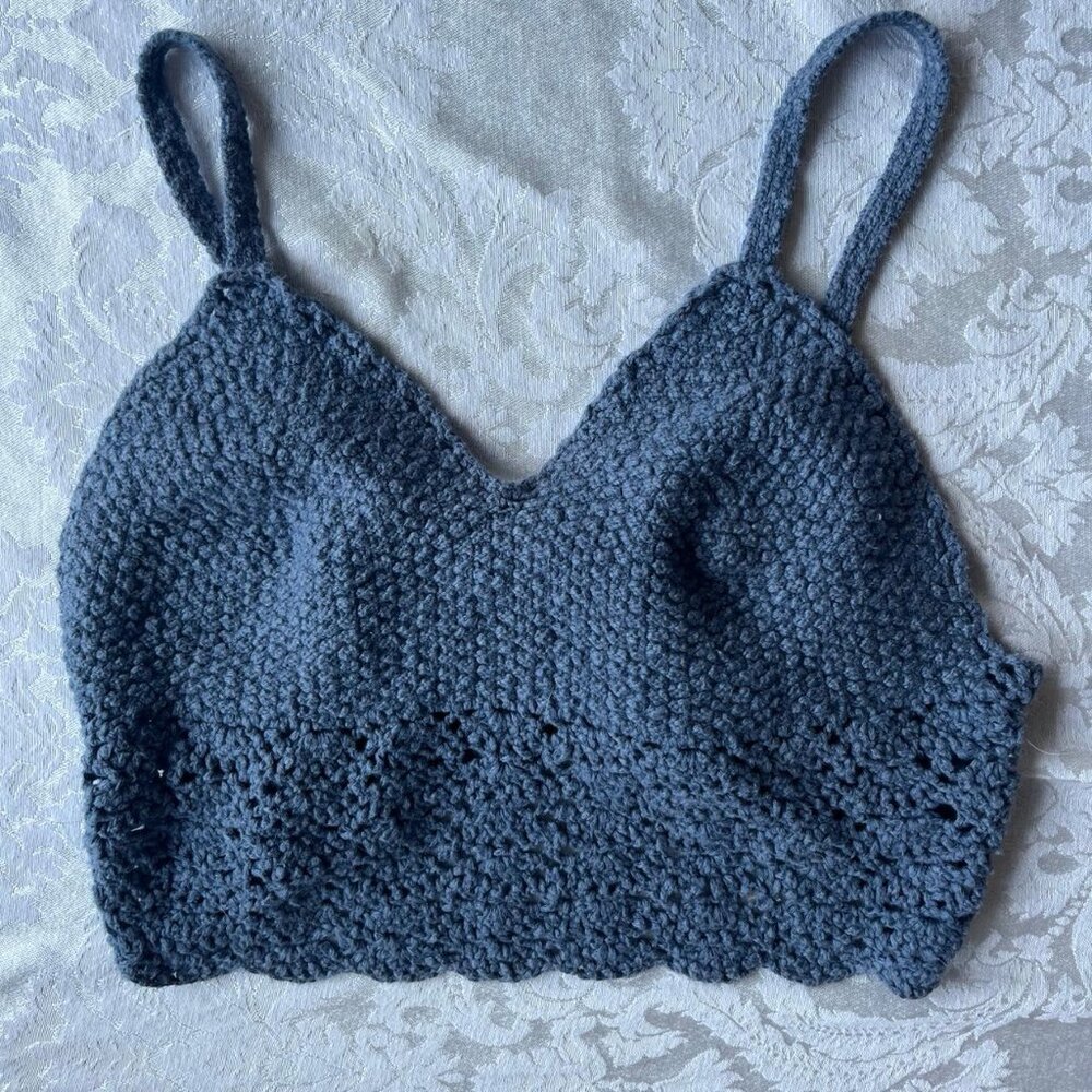 l hollister slate blue crochet top